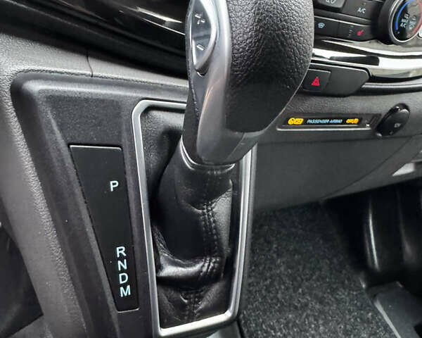 Чорний Форд Транзит Кастом, об'ємом двигуна 2 л та пробігом 215 тис. км за 22150 $, фото 57 на Automoto.ua