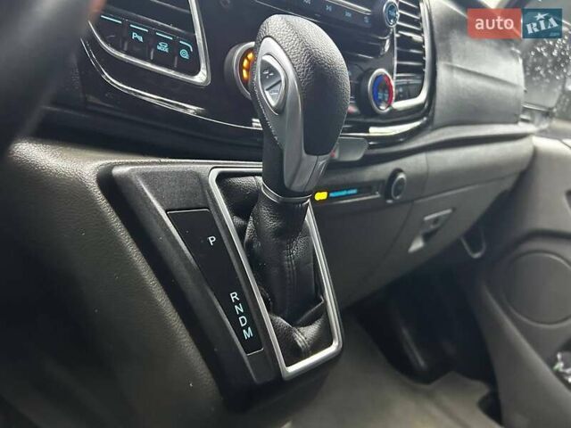 Черный Форд Транзит Кастом, объемом двигателя 2 л и пробегом 191 тыс. км за 28400 $, фото 14 на Automoto.ua