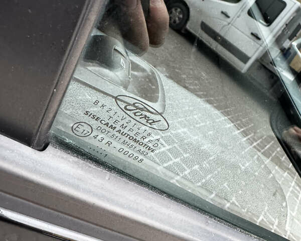 Чорний Форд Транзит Кастом, об'ємом двигуна 2 л та пробігом 215 тис. км за 22150 $, фото 39 на Automoto.ua