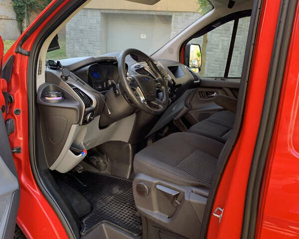 Червоний Форд Транзит Кастом, об'ємом двигуна 2.2 л та пробігом 225 тис. км за 11000 $, фото 5 на Automoto.ua