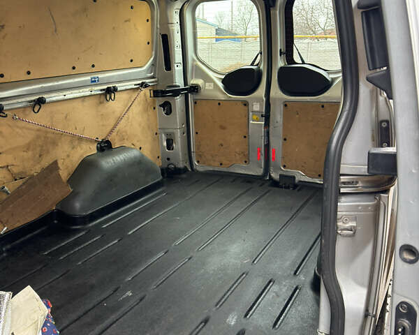 Форд Транзит Кастом, объемом двигателя 2.2 л и пробегом 330 тыс. км за 10500 $, фото 18 на Automoto.ua