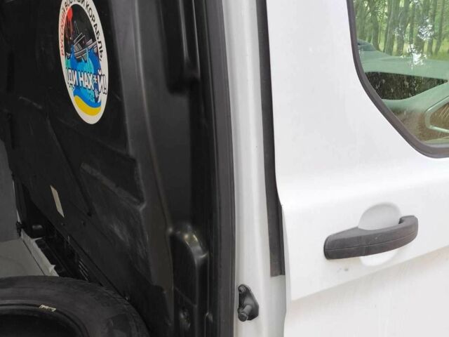 Форд Транзит Кастом, объемом двигателя 0 л и пробегом 0 тыс. км за 12600 $, фото 7 на Automoto.ua