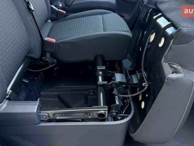 Форд Транзит Кастом, объемом двигателя 2 л и пробегом 0 тыс. км за 52487 $, фото 39 на Automoto.ua