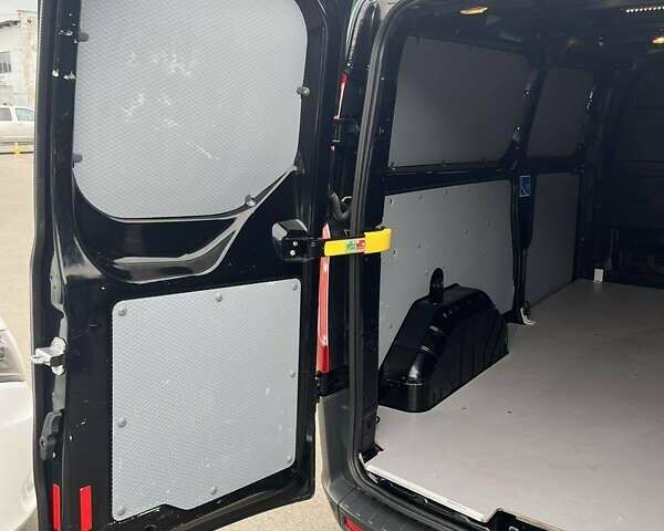 Форд Транзит Кастом, объемом двигателя 2 л и пробегом 203 тыс. км за 15900 $, фото 18 на Automoto.ua