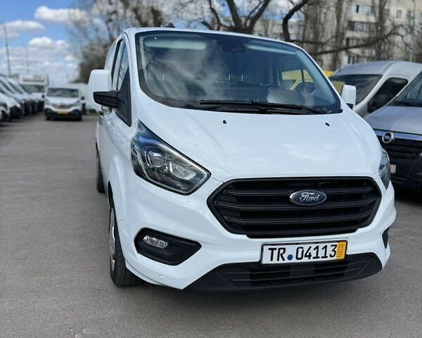 Форд Транзит Кастом, объемом двигателя 2 л и пробегом 244 тыс. км за 17900 $, фото 1 на Automoto.ua