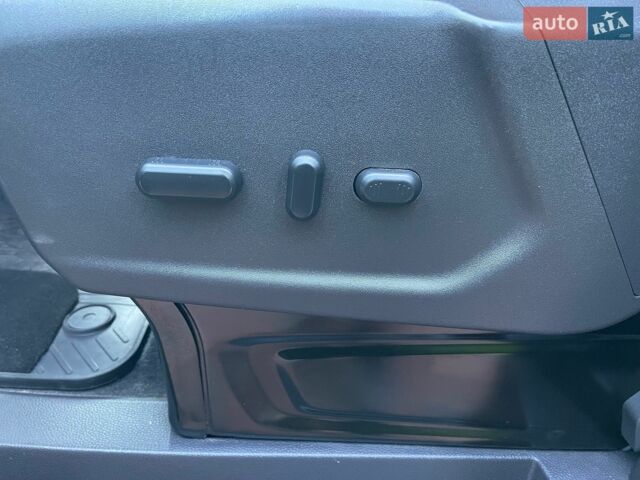 Форд Транзит Кастом, объемом двигателя 2.2 л и пробегом 180 тыс. км за 16350 $, фото 32 на Automoto.ua