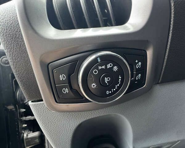 Форд Транзит Кастом, объемом двигателя 2.2 л и пробегом 206 тыс. км за 17200 $, фото 15 на Automoto.ua