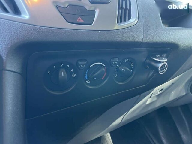 Форд Транзит Кастом, объемом двигателя 2 л и пробегом 227 тыс. км за 16300 $, фото 28 на Automoto.ua