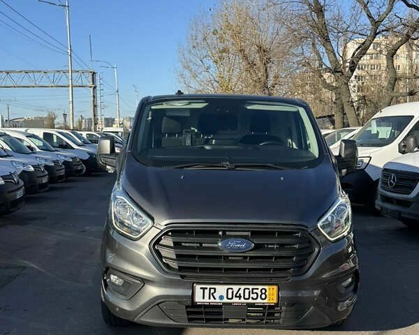 Форд Транзит Кастом, объемом двигателя 2 л и пробегом 234 тыс. км за 18900 $, фото 1 на Automoto.ua