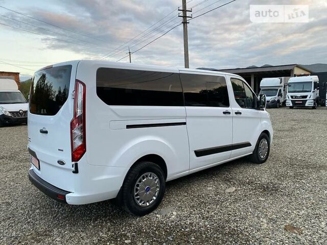 Форд Transit Custom пасс. 2018 в Мукачеве на Automoto.ua Белый Форд Transit Custom пасс., объемом двигателя 2 л и пробегом 96 тыс. км за 25450 $, фото 17 на Automoto.ua