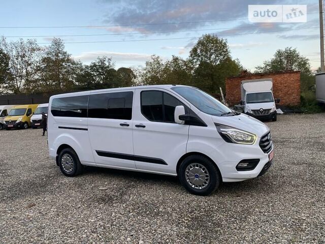 Форд Transit Custom пасс. 2018 в Мукачеве на Automoto.ua Белый Форд Transit Custom пасс., объемом двигателя 2 л и пробегом 96 тыс. км за 25450 $, фото 18 на Automoto.ua