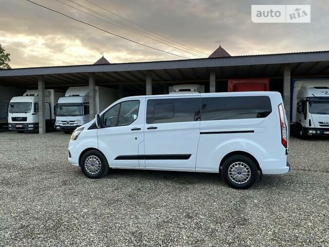 Форд Transit Custom пасс. 2018 в Мукачеве на Automoto.ua Белый Форд Transit Custom пасс., объемом двигателя 2 л и пробегом 96 тыс. км за 25450 $, фото 6 на Automoto.ua