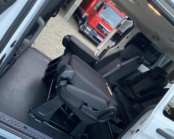 Форд Transit Custom пасс. 2018 в Мукачеве на Automoto.ua Белый Форд Transit Custom пасс., объемом двигателя 2 л и пробегом 96 тыс. км за 25450 $, фото 72 на Automoto.ua