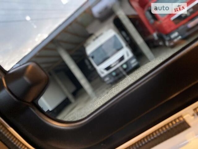 Форд Transit Custom пасс. 2018 в Мукачеве на Automoto.ua Белый Форд Transit Custom пасс., объемом двигателя 2 л и пробегом 96 тыс. км за 25450 $, фото 89 на Automoto.ua
