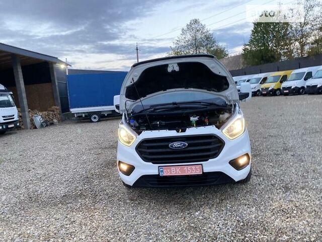 Форд Transit Custom пасс. 2018 в Мукачеве на Automoto.ua Белый Форд Transit Custom пасс., объемом двигателя 2 л и пробегом 96 тыс. км за 25450 $, фото 127 на Automoto.ua