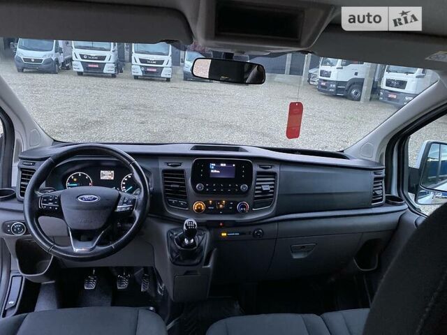 Форд Transit Custom пасс. 2018 в Мукачеве на Automoto.ua Белый Форд Transit Custom пасс., объемом двигателя 2 л и пробегом 96 тыс. км за 25450 $, фото 97 на Automoto.ua