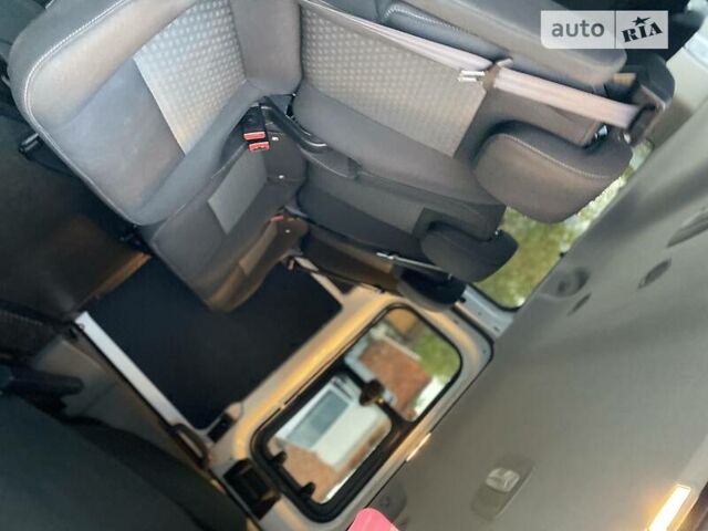 Форд Transit Custom пасс. 2018 в Мукачеве на Automoto.ua Белый Форд Transit Custom пасс., объемом двигателя 2 л и пробегом 96 тыс. км за 25450 $, фото 43 на Automoto.ua
