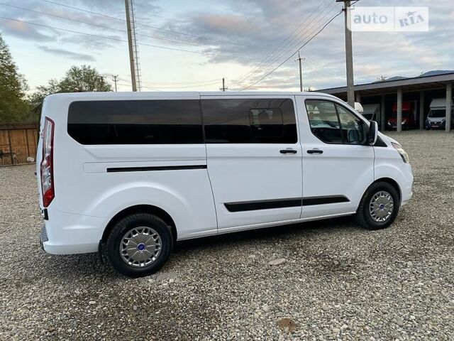 Форд Transit Custom пасс. 2018 в Мукачеве на Automoto.ua Белый Форд Transit Custom пасс., объемом двигателя 2 л и пробегом 96 тыс. км за 25450 $, фото 16 на Automoto.ua
