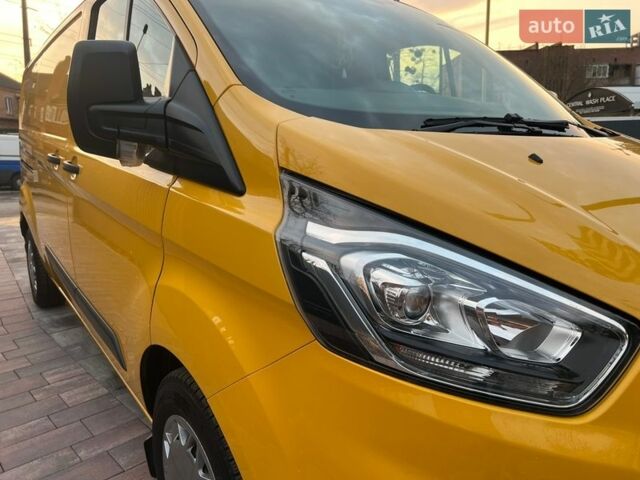 Жовтий Форд Транзит Кастом, об'ємом двигуна 2 л та пробігом 208 тис. км за 16500 $, фото 7 на Automoto.ua