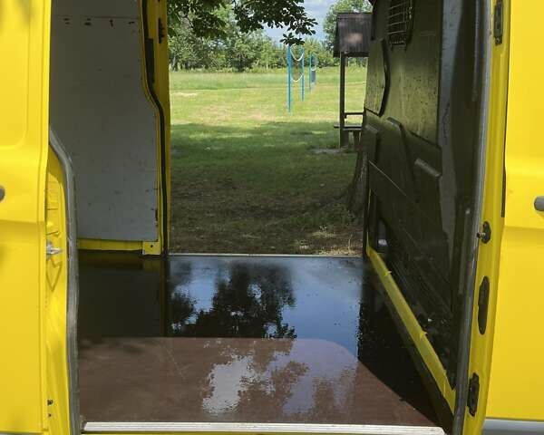 Жовтий Форд Транзит Кастом, об'ємом двигуна 0 л та пробігом 161 тис. км за 14800 $, фото 1 на Automoto.ua