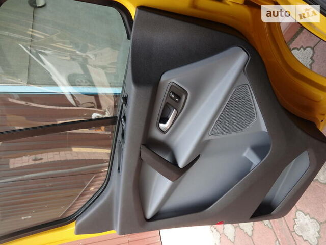 Жовтий Форд Транзит Кастом, об'ємом двигуна 2 л та пробігом 215 тис. км за 17800 $, фото 19 на Automoto.ua