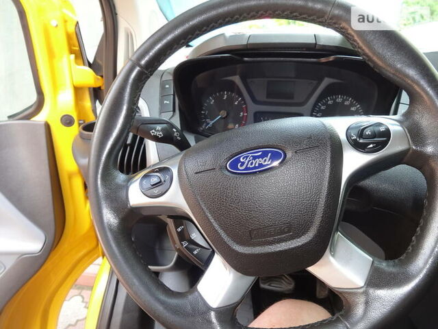 Жовтий Форд Транзит Кастом, об'ємом двигуна 2 л та пробігом 215 тис. км за 17800 $, фото 18 на Automoto.ua