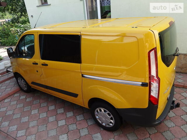 Жовтий Форд Транзит Кастом, об'ємом двигуна 2 л та пробігом 215 тис. км за 17800 $, фото 4 на Automoto.ua