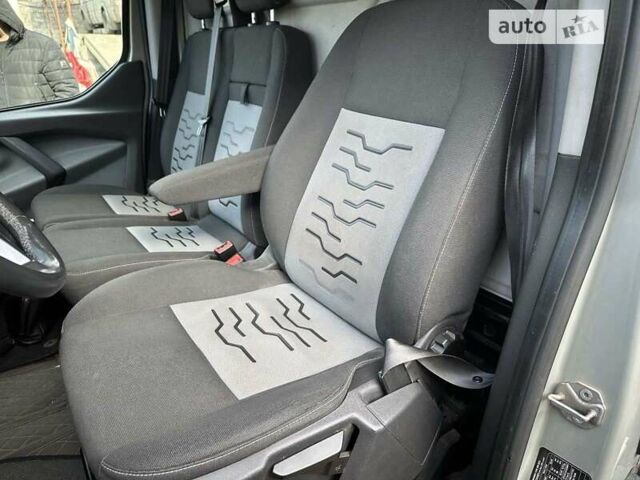 Серый Форд Транзит Кастом, объемом двигателя 2.2 л и пробегом 240 тыс. км за 11800 $, фото 13 на Automoto.ua