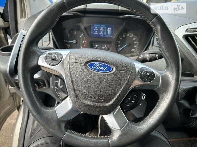 Серый Форд Транзит Кастом, объемом двигателя 2.2 л и пробегом 290 тыс. км за 11500 $, фото 6 на Automoto.ua