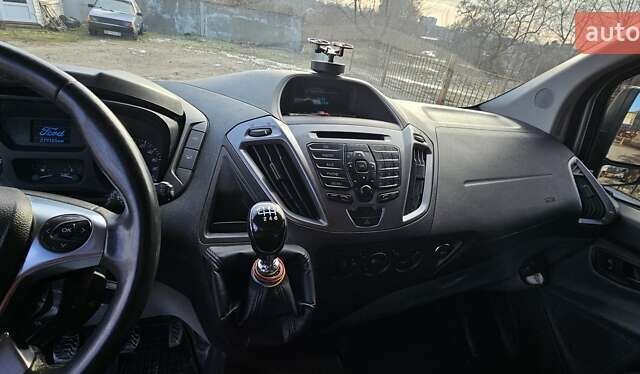 Сірий Форд Транзит Кастом, об'ємом двигуна 2.2 л та пробігом 279 тис. км за 16000 $, фото 8 на Automoto.ua