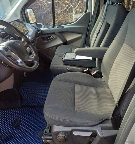 Сірий Форд Транзит Кастом, об'ємом двигуна 2 л та пробігом 257 тис. км за 15000 $, фото 6 на Automoto.ua