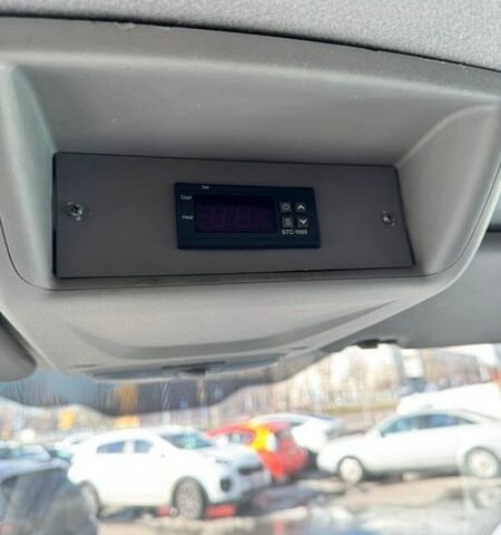 Серый Форд Транзит Кастом, объемом двигателя 2.2 л и пробегом 216 тыс. км за 12500 $, фото 9 на Automoto.ua