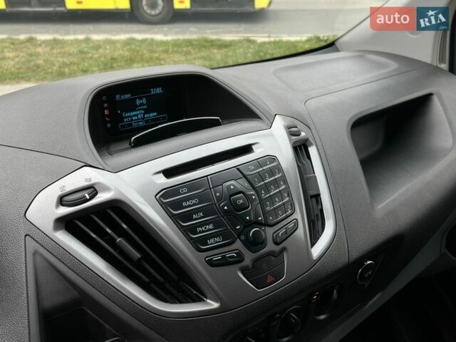 Сірий Форд Транзит Кастом, об'ємом двигуна 2.2 л та пробігом 239 тис. км за 13700 $, фото 12 на Automoto.ua