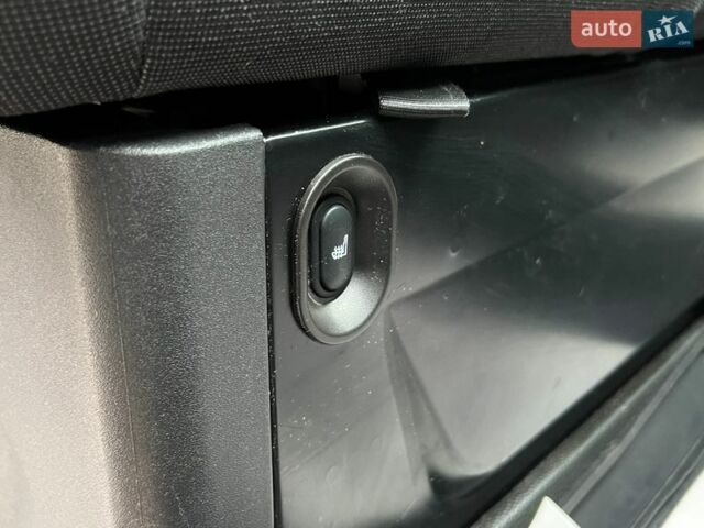 Сірий Форд Транзит Кастом, об'ємом двигуна 2.2 л та пробігом 239 тис. км за 13700 $, фото 29 на Automoto.ua