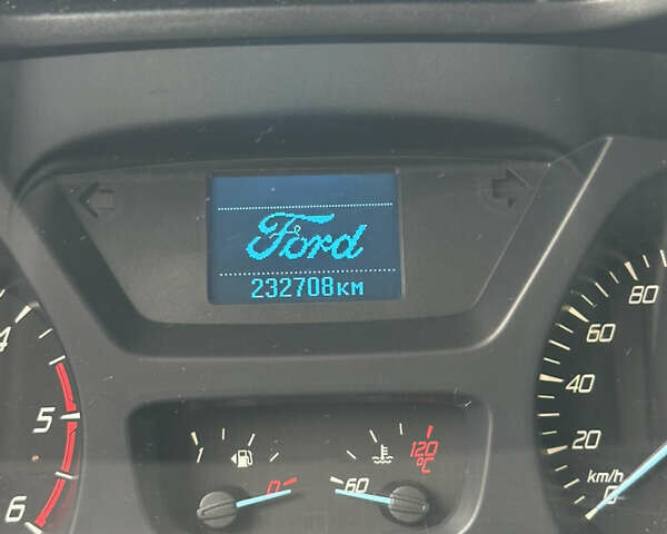 Серый Форд Транзит Кастом, объемом двигателя 2.2 л и пробегом 232 тыс. км за 10800 $, фото 13 на Automoto.ua