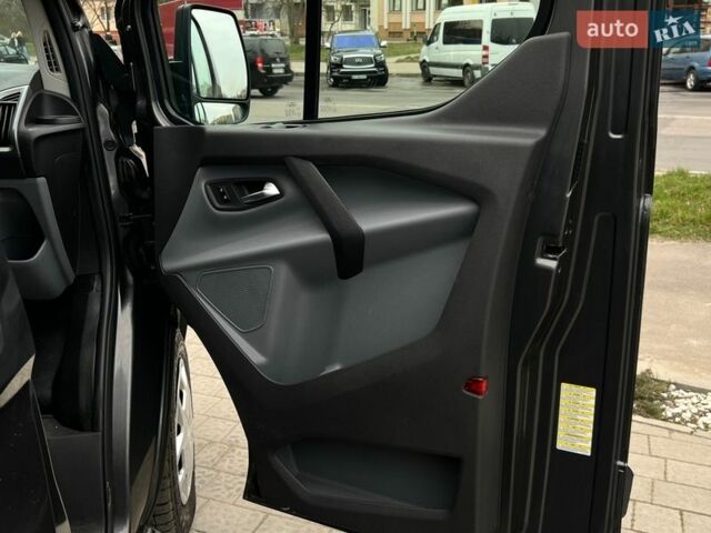 Сірий Форд Транзит Кастом, об'ємом двигуна 2.2 л та пробігом 239 тис. км за 13700 $, фото 28 на Automoto.ua