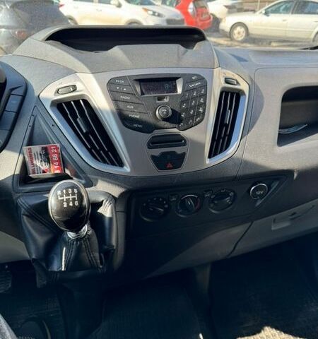 Серый Форд Транзит Кастом, объемом двигателя 2.2 л и пробегом 216 тыс. км за 12500 $, фото 5 на Automoto.ua