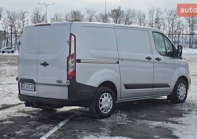 Серый Форд Транзит Кастом, объемом двигателя 2 л и пробегом 210 тыс. км за 13500 $, фото 4 на Automoto.ua