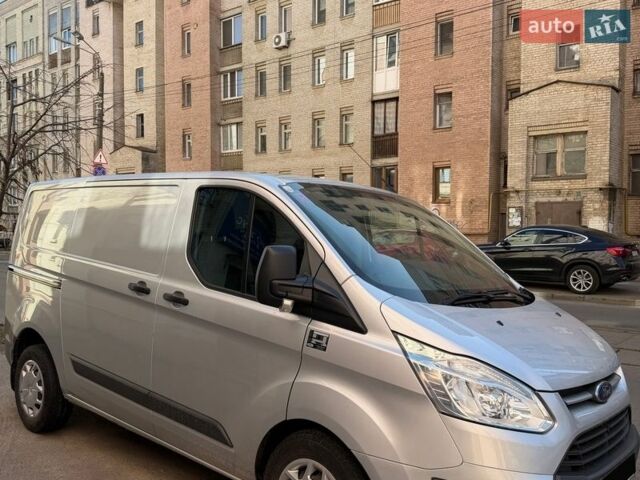Серый Форд Транзит Кастом, объемом двигателя 2 л и пробегом 261 тыс. км за 13500 $, фото 4 на Automoto.ua