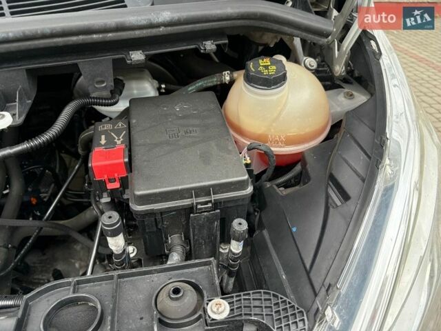 Серый Форд Транзит Кастом, объемом двигателя 2.02 л и пробегом 311 тыс. км за 13800 $, фото 26 на Automoto.ua