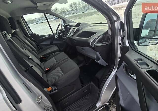 Серый Форд Транзит Кастом, объемом двигателя 2 л и пробегом 210 тыс. км за 13500 $, фото 10 на Automoto.ua