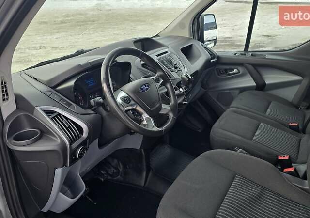 Серый Форд Транзит Кастом, объемом двигателя 2 л и пробегом 210 тыс. км за 13500 $, фото 11 на Automoto.ua