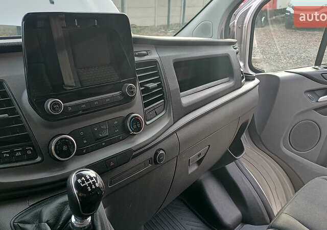 Серый Форд Транзит Кастом, объемом двигателя 2 л и пробегом 187 тыс. км за 16900 $, фото 22 на Automoto.ua