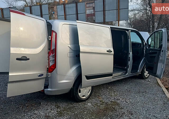 Серый Форд Транзит Кастом, объемом двигателя 2 л и пробегом 187 тыс. км за 16900 $, фото 13 на Automoto.ua