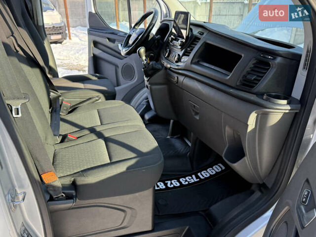 Серый Форд Транзит Кастом, объемом двигателя 2 л и пробегом 187 тыс. км за 17900 $, фото 32 на Automoto.ua