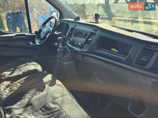 Серый Форд Транзит Кастом, объемом двигателя 2 л и пробегом 201 тыс. км за 19000 $, фото 8 на Automoto.ua