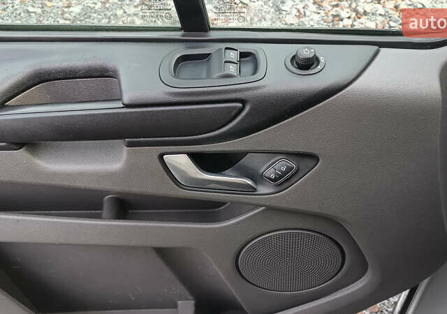 Серый Форд Транзит Кастом, объемом двигателя 2 л и пробегом 187 тыс. км за 16900 $, фото 20 на Automoto.ua