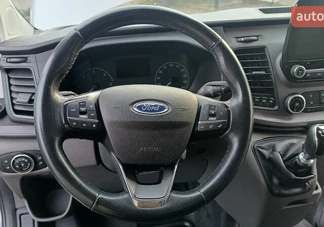 Сірий Форд Транзит Кастом, об'ємом двигуна 2 л та пробігом 187 тис. км за 17900 $, фото 28 на Automoto.ua