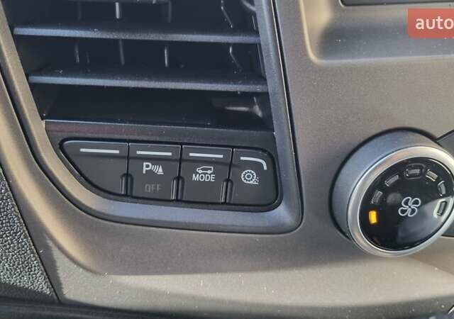 Сірий Форд Транзит Кастом, об'ємом двигуна 2 л та пробігом 220 тис. км за 18500 $, фото 24 на Automoto.ua