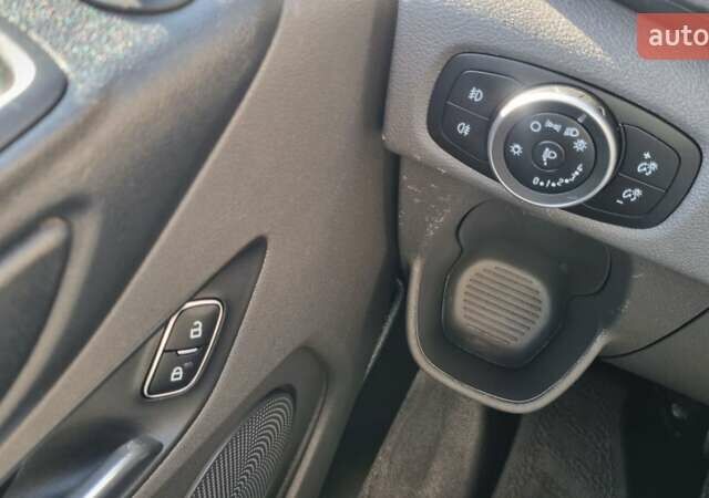 Сірий Форд Транзит Кастом, об'ємом двигуна 2 л та пробігом 220 тис. км за 18500 $, фото 25 на Automoto.ua